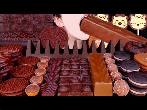 ASMR動画一覧 .